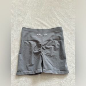 Alphalete Amplify Shorts Thundercloud 2020